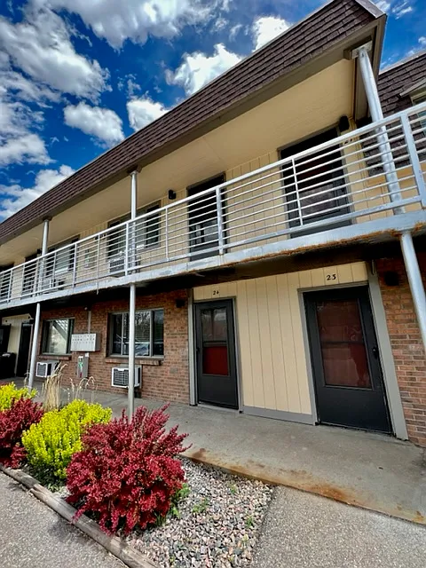 Winona Apartments