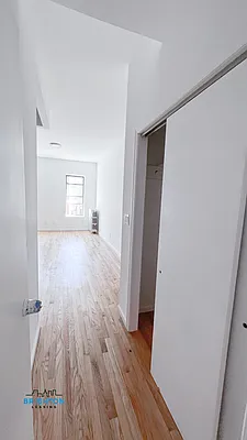 Rented by Brighton Management | media 6