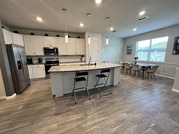 5th image of 10322 Berryessa Ave