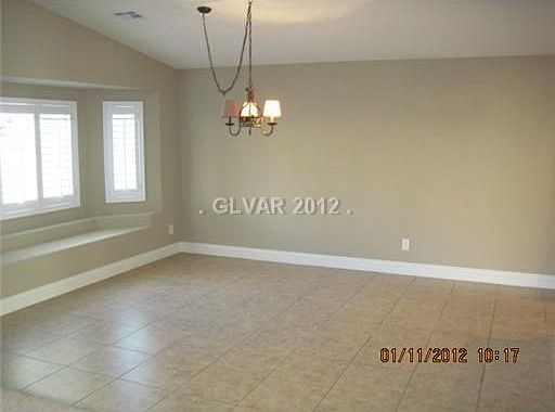 4th image of 3312 Amish Ave