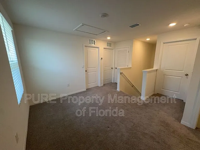 8702 SW 46th Ave — Photo 28