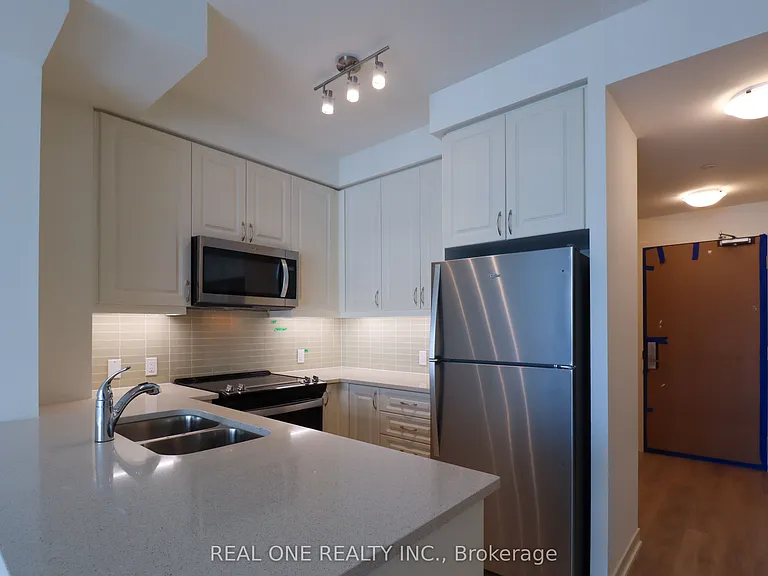 4955 Yonge St #2316 — Photo 9