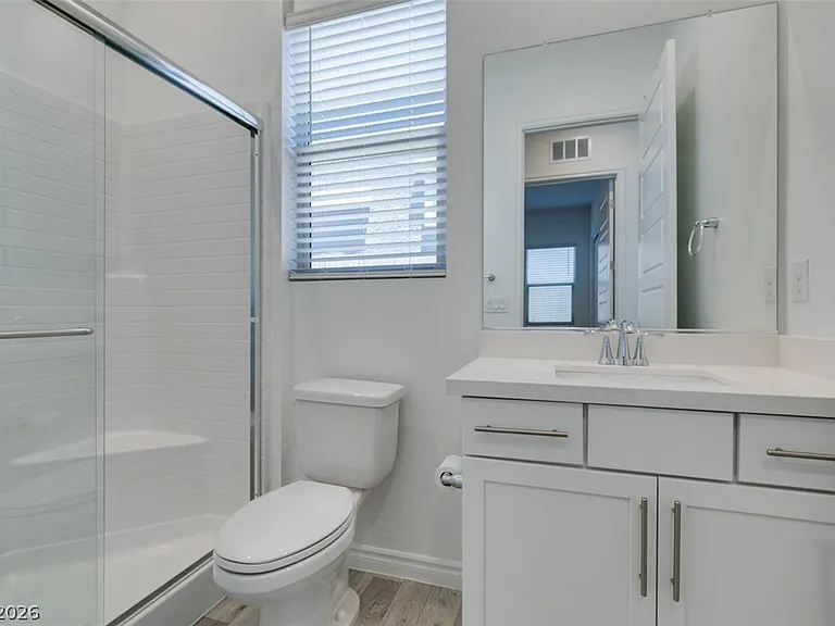 988 Edinburgh Fields Ct — Photo 41