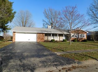 208 Hillcrest, Mattoon, IL 61938