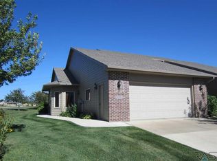8100 S Brenda Pl, Sioux Falls, SD 57108