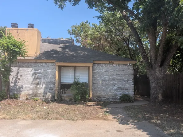 2411 Windy Pine Ln, Arlington, TX 76015