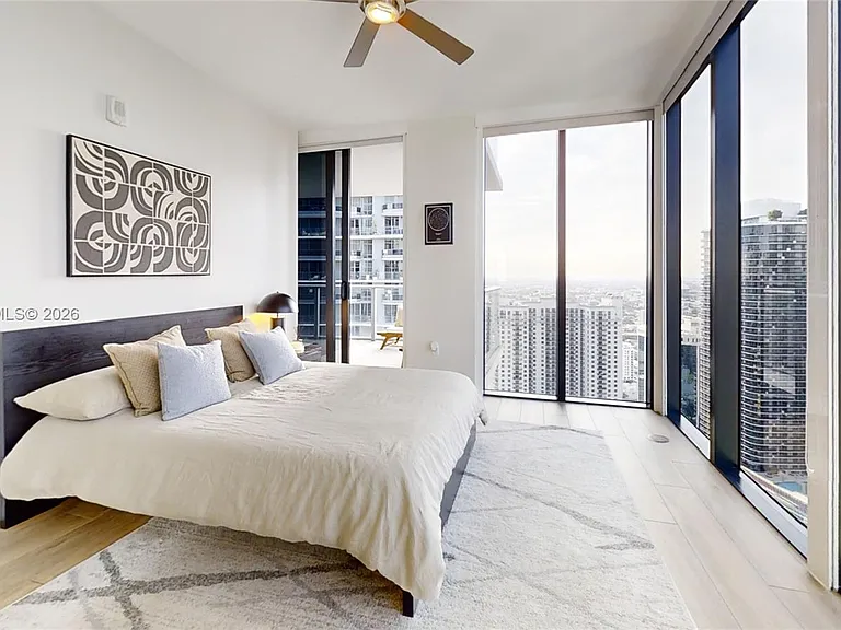 1010 Brickell Ave #4311 — Photo 12