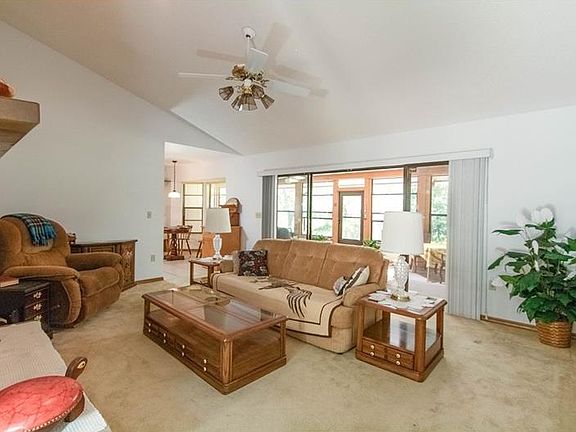 4th image of 4835 Hester Ave