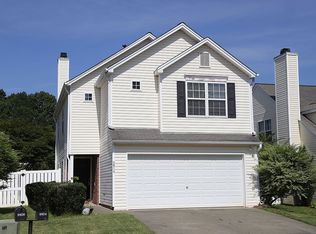 9904 Treymore Dr, Raleigh, NC 27617