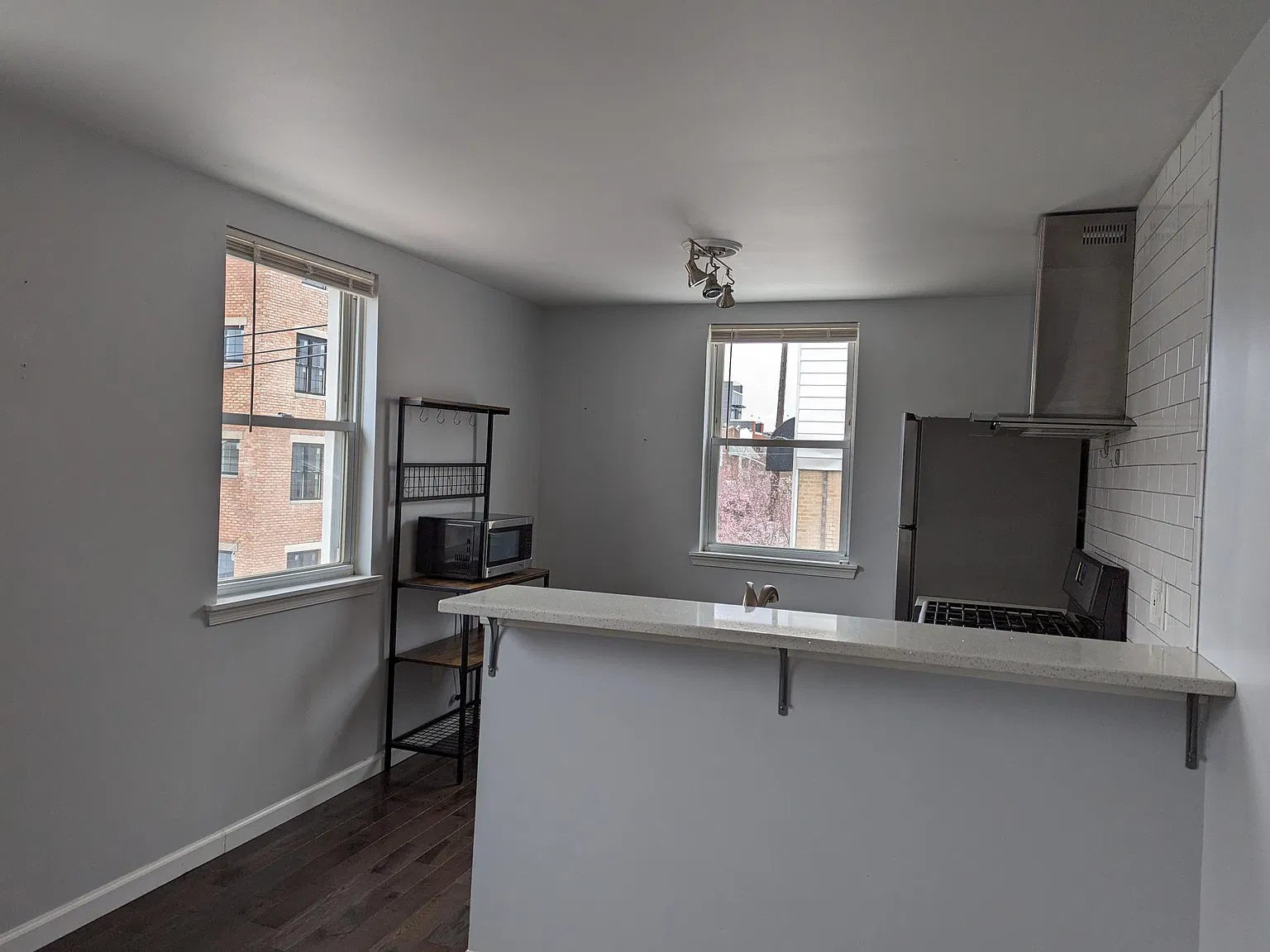 1 bed, $1,200 — Photo 3