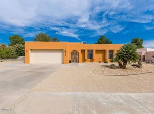 2218 Stagecoach Dr, Las Cruces, NM 88011