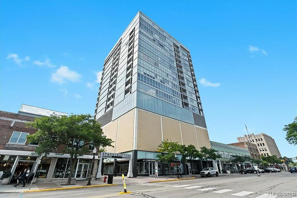 1 bed, 1.5 bath, 1004 sqft, $3,400 — Photo 2