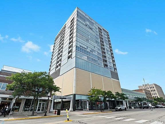 2nd image of 432 S Washington Ave Unit 1506