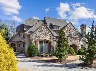 27 Sherwood Ln SE, Marietta, GA 30067
