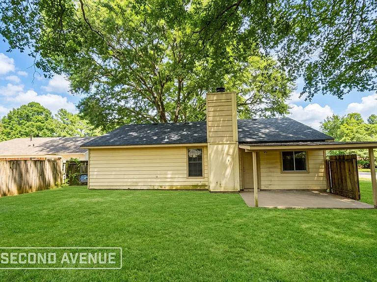 4417 Morgantown Cv — Photo 12
