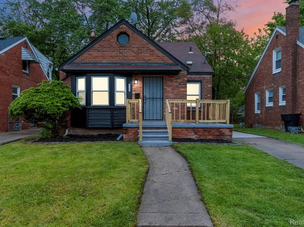 18483 Freeland St, Detroit, MI 48235