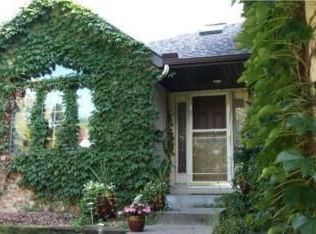 4766 London Ln, Eagan, MN 55122