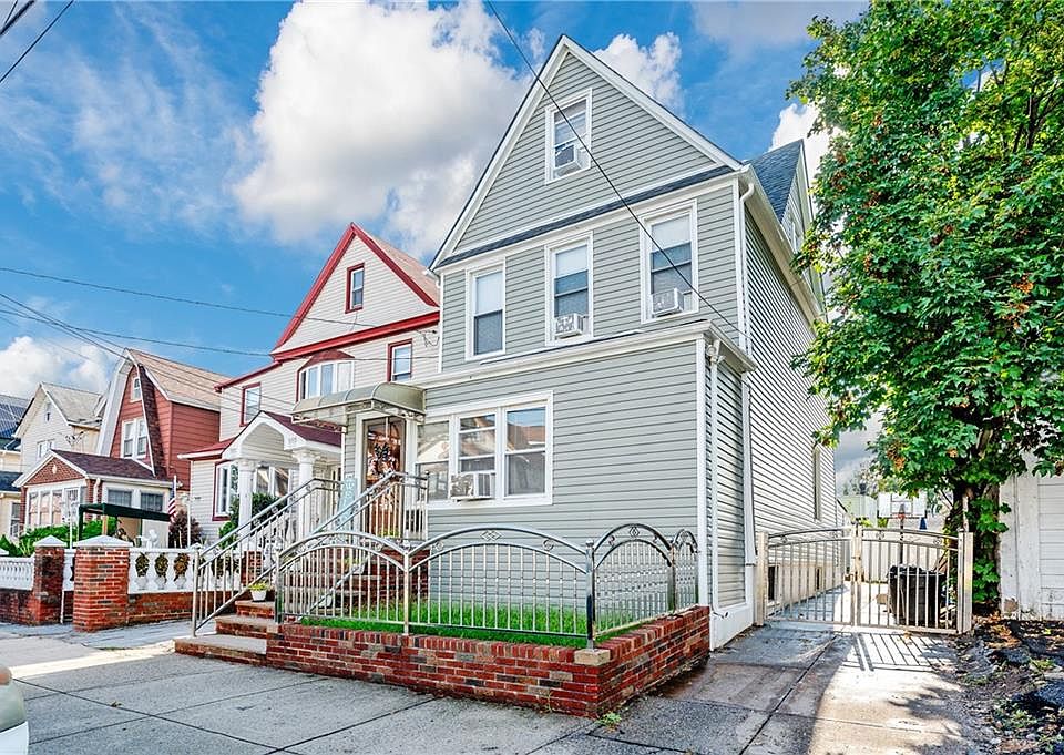 1st image of 9712 126th St