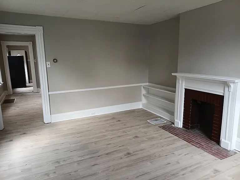 1227 Parkway Ave — Photo 3