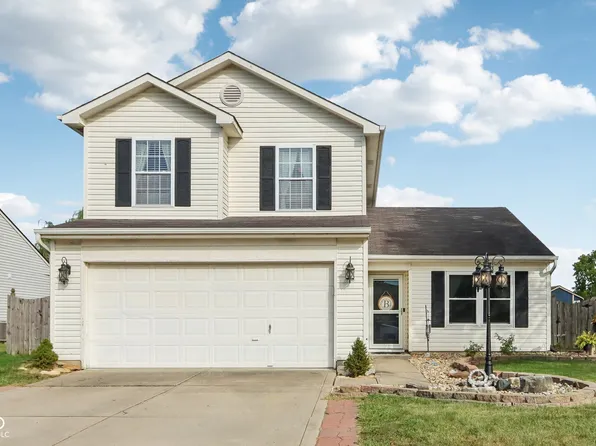 17 Lasalle Ln, Pittsboro, IN 46167