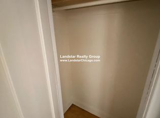 4933 N Whipple St APT 1S, Chicago, IL 60625