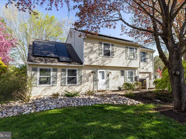 204 Poplar Rd, Chalfont, PA 18914