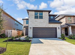 185 Lucky Manor Ln, La Porte, TX 77571