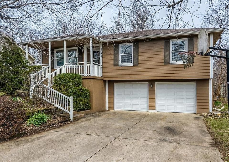 1st image of 1816 NE McKee Ln