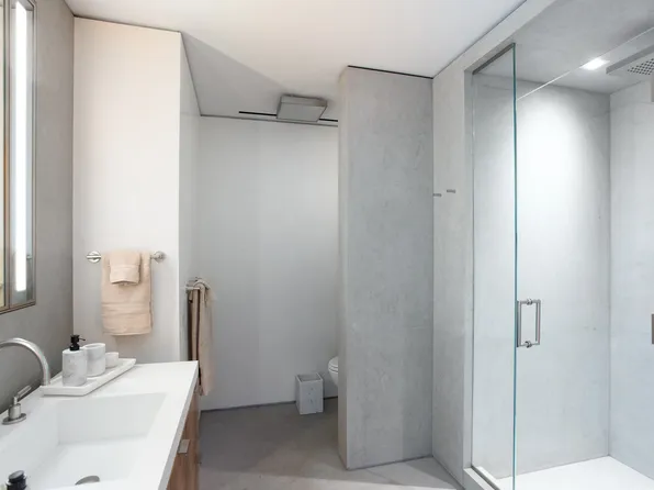 1 Central Park West image 16 of 19