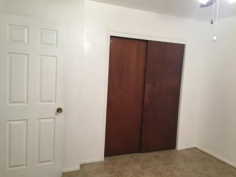 1019 S Demaree St — Photo 22