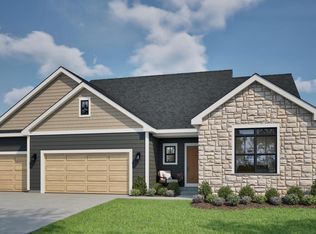 1751 Switchgrass St, Oconomowoc, WI 53066