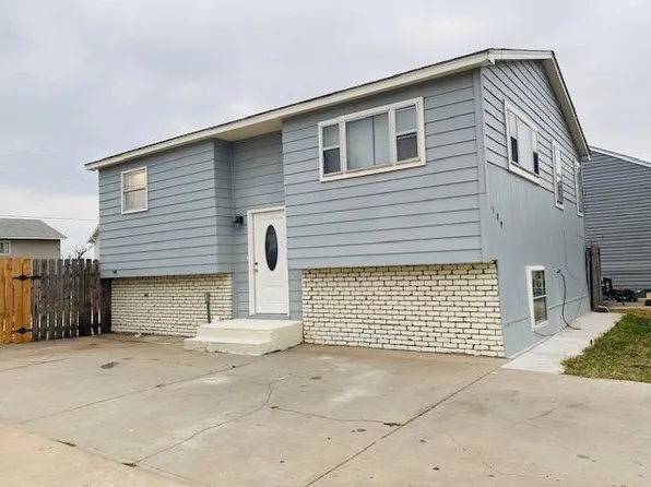 509 David Ave, Holcomb, KS 67851