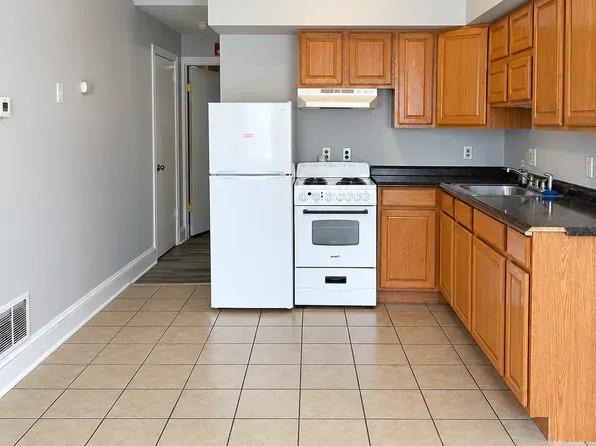 308 W 6th St #1, Wilmington, DE 19801