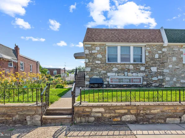 2018 Greymont St, Philadelphia, PA 19116