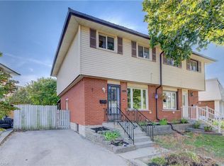 808 Walter St #B, Cambridge, ON N3H4P3