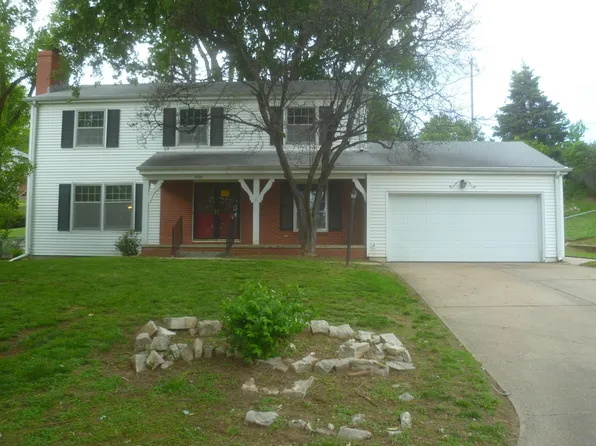 3808 Grebe St, Omaha, NE 68112