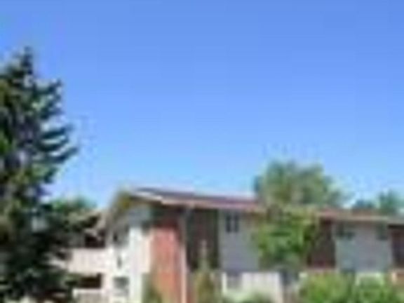 3rd image of 8767 S Oak Park Dr #7