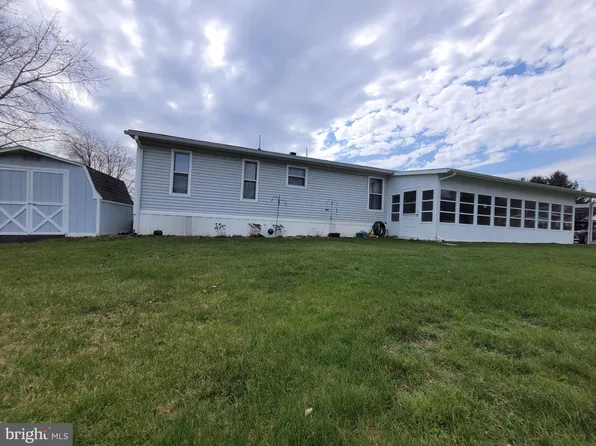 553 Beechnut Dr, Bellefonte, PA 16823