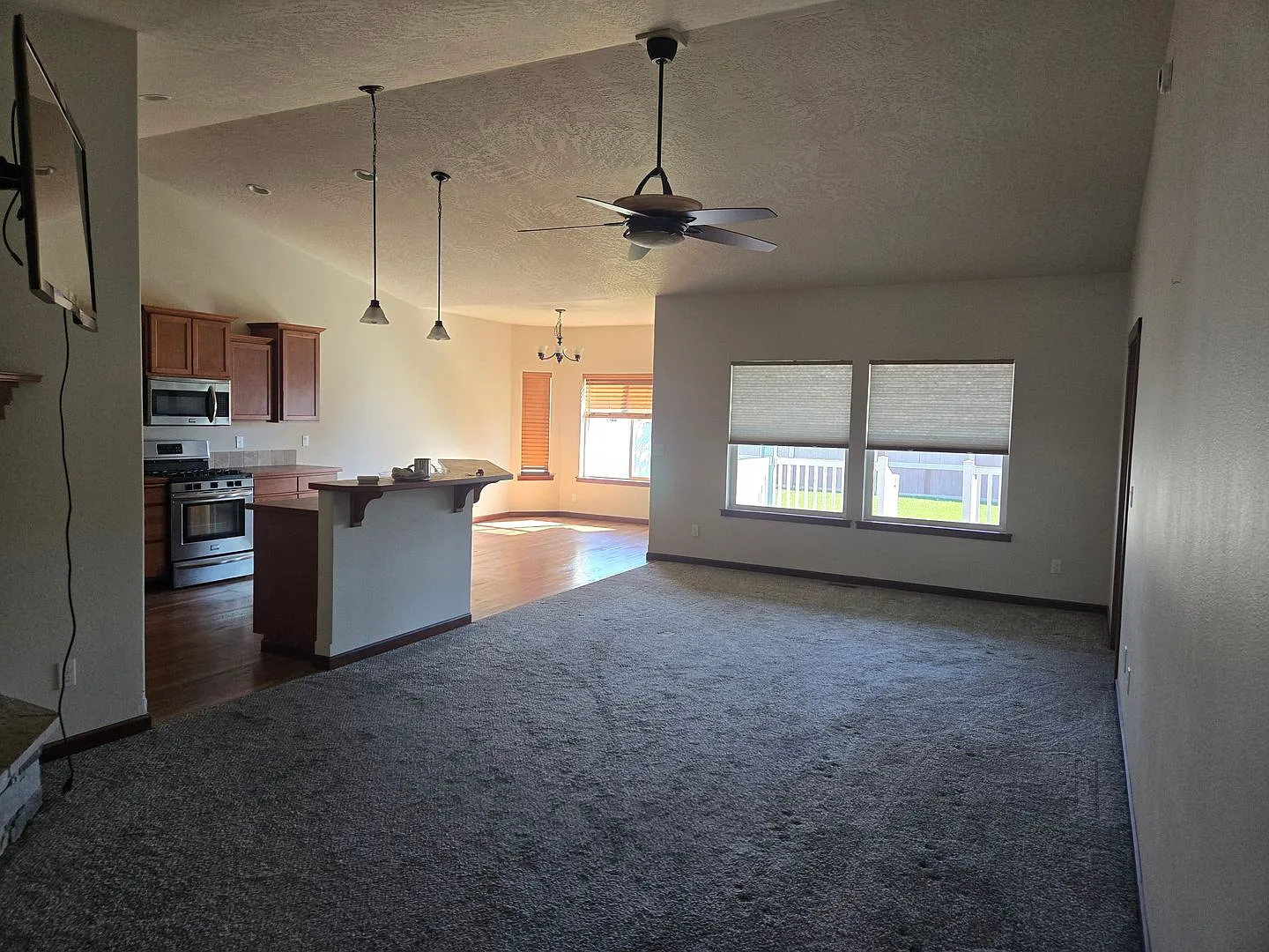 Beautiful 3 Bedroom Home in Foxtail Post Falls! — Photo 3