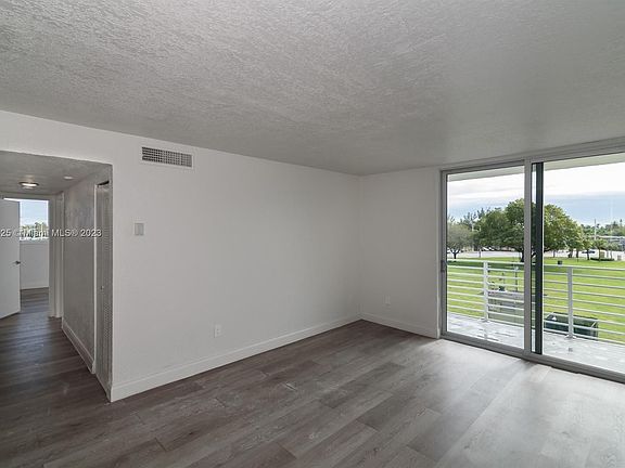 2nd image of 12300 NE 4th Ave #314