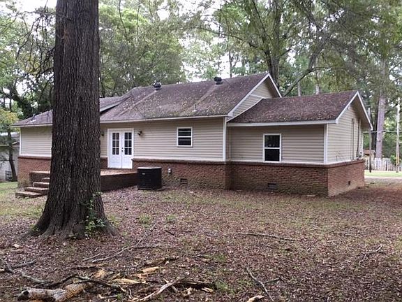 2nd image of 404 Foster Park St