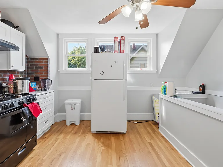 78 Goddard St #2 — Photo 3