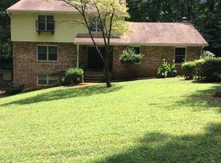 3084 Cleethorpes Dr, Lithonia, GA 30038