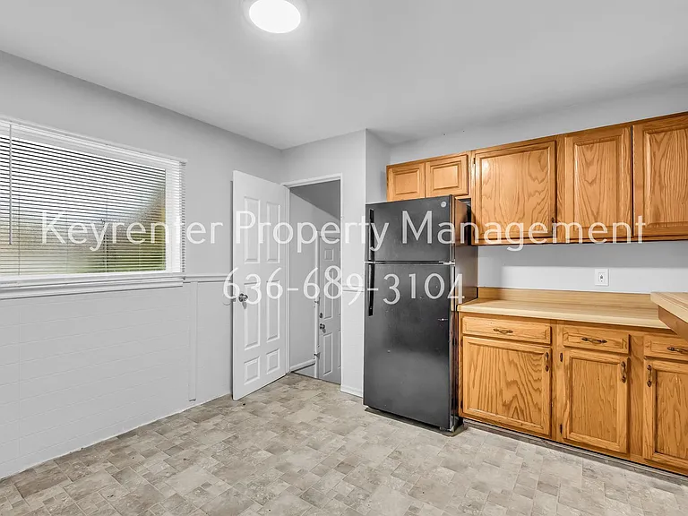 10521 Duke Dr — Photo 11