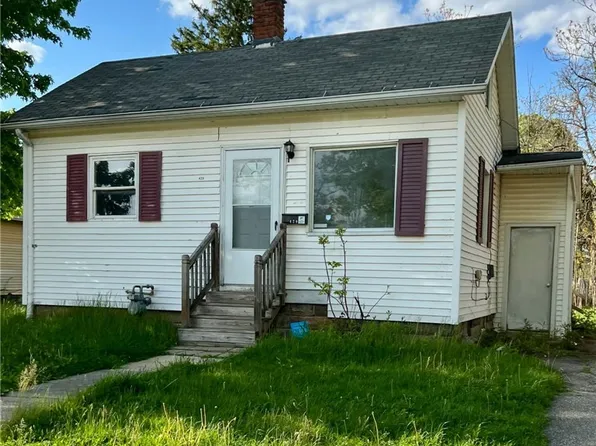 429 14th St, Elyria, OH 44035
