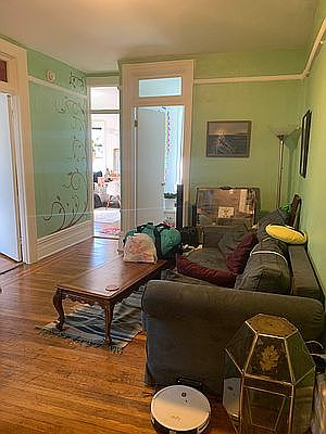 5th image of 440 E 6th St #5R