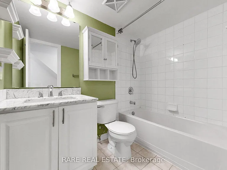 21 Ruttan St #140 — Photo 42