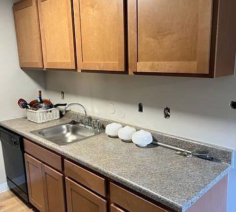 2nd image of 3816 Lemay Village Ln