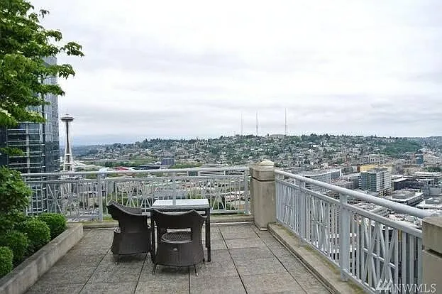 819 Virginia St #COSMOPOLITAN — Photo 20