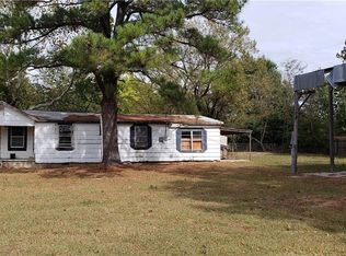618 E St, Seminole, OK 74868